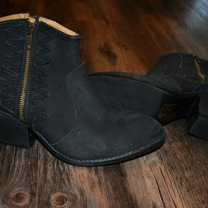Musse & Cloud Leather Booties